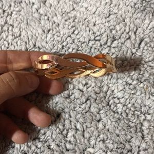 Jewelry - Gold clasp bracelet Jewelry - Gold clasp bracelet